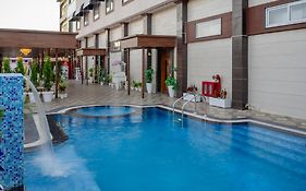 Hotel Vasdaa Grand