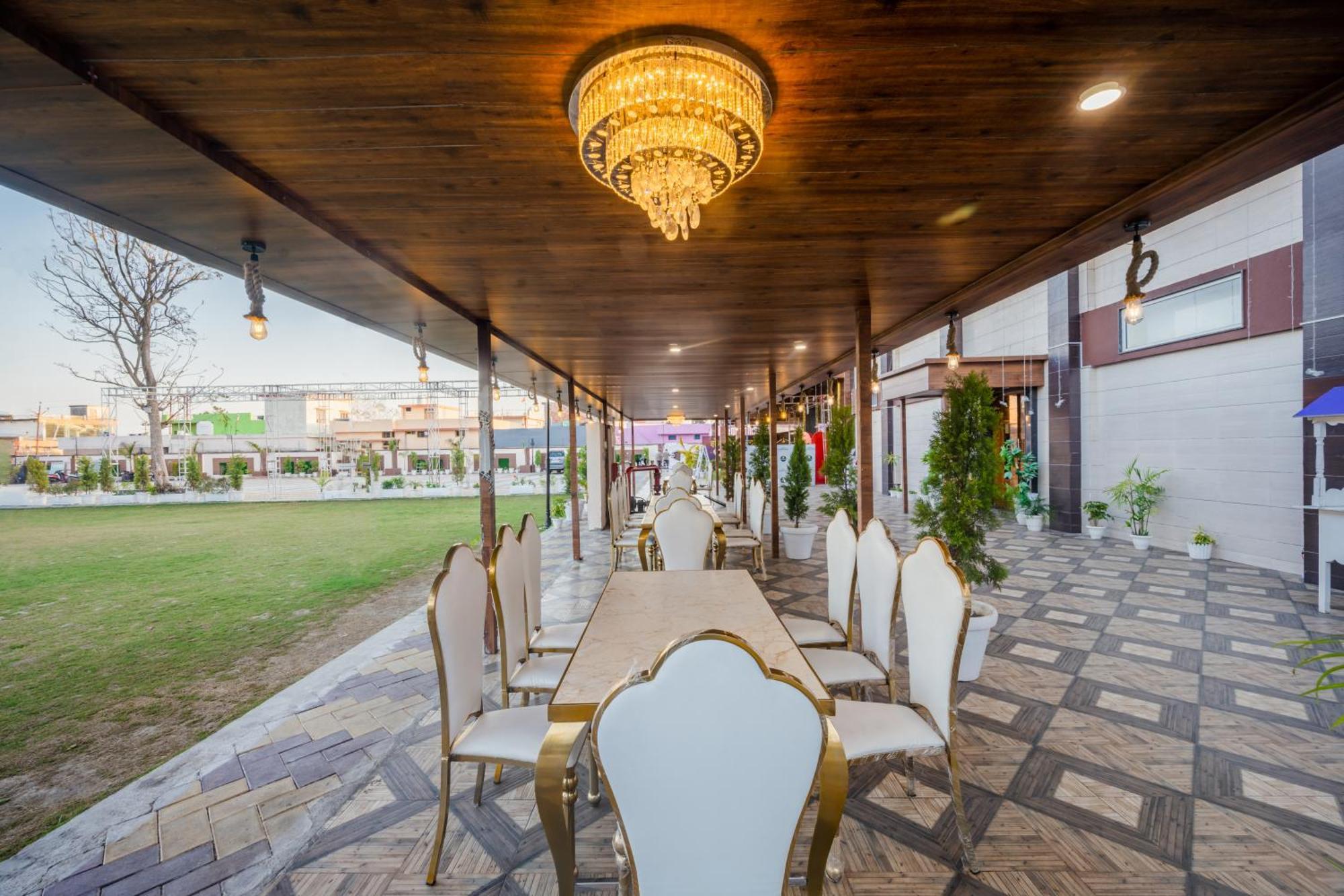 Hotel Vasdaa Grand Dehradun Exterior photo